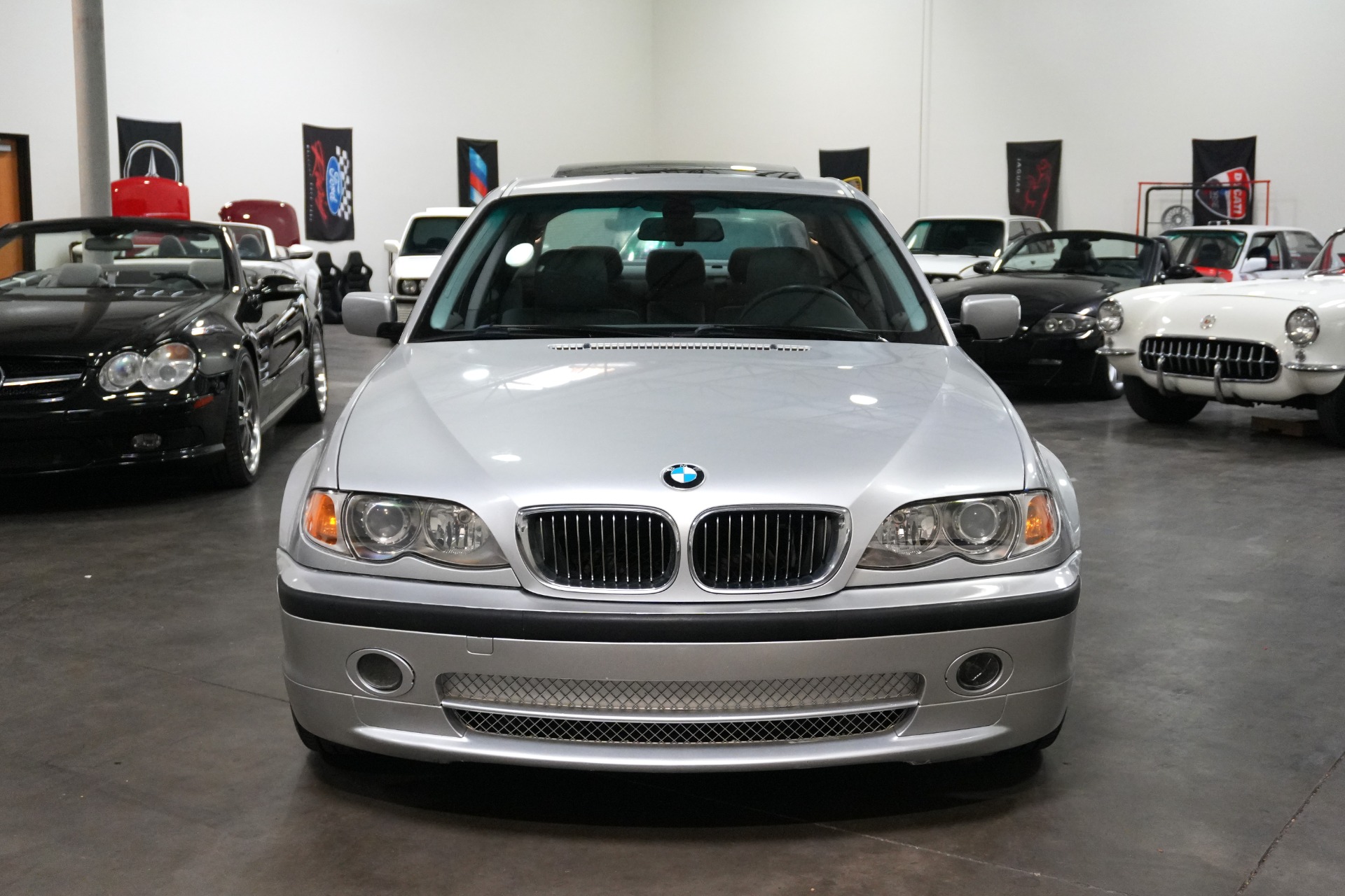 bmw 3 series 2003 WBAEV53483KM30514 image